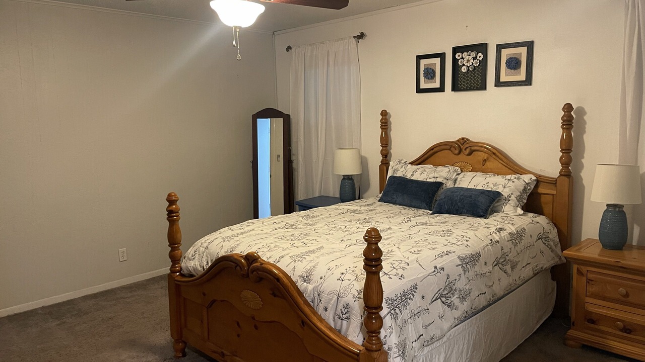 Photo of Bedroom in Waller