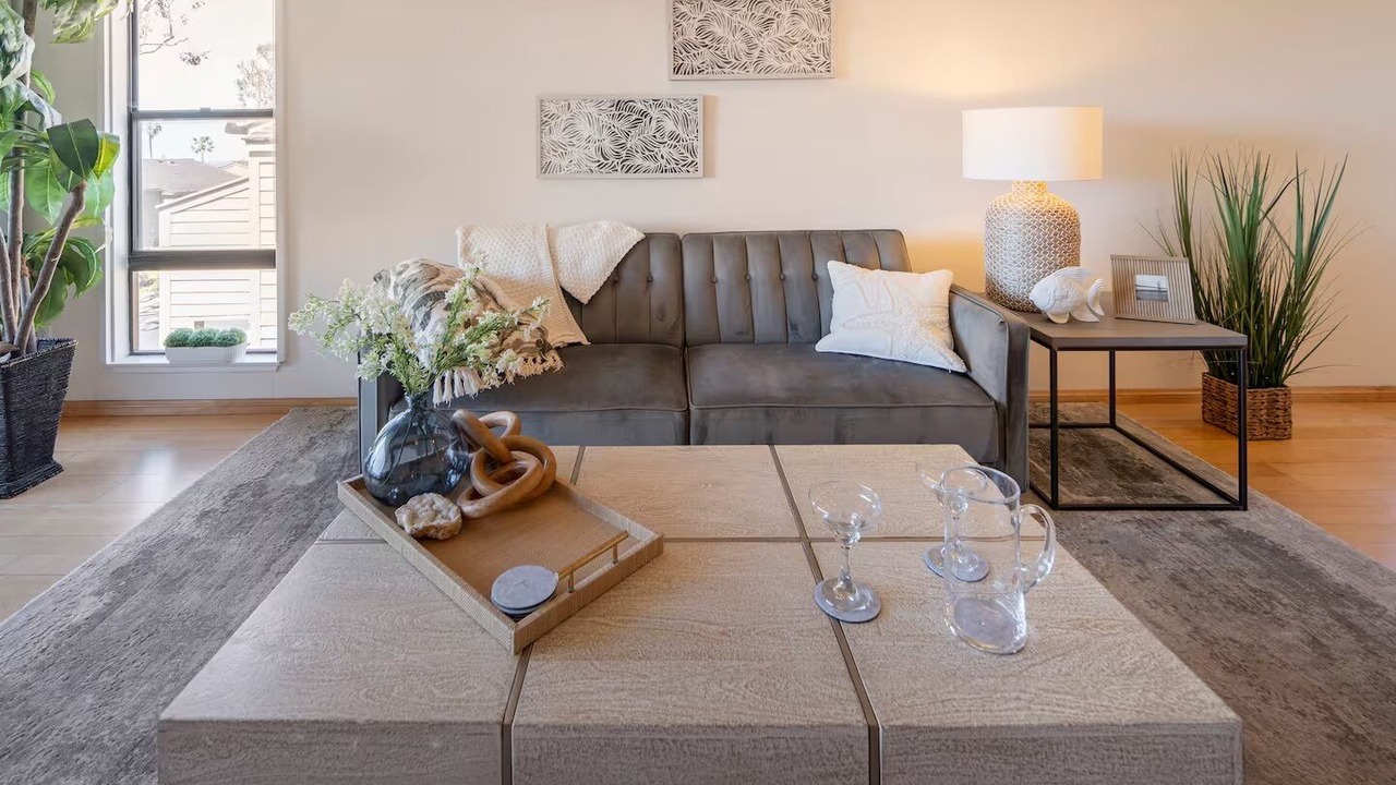 Photo of Livingroom in Del Mar Heights