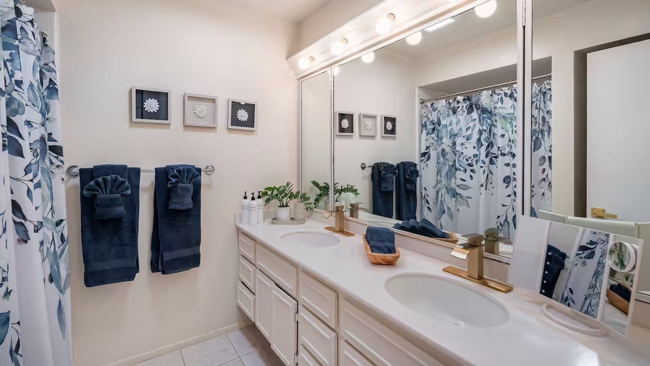Photo of Bathroom in Del Mar Heights