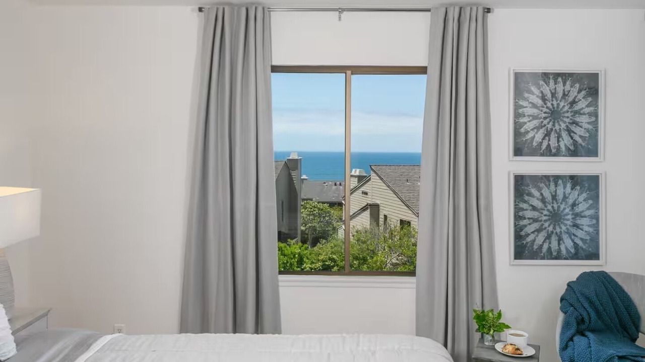 Photo of Bedroom in Del Mar Heights