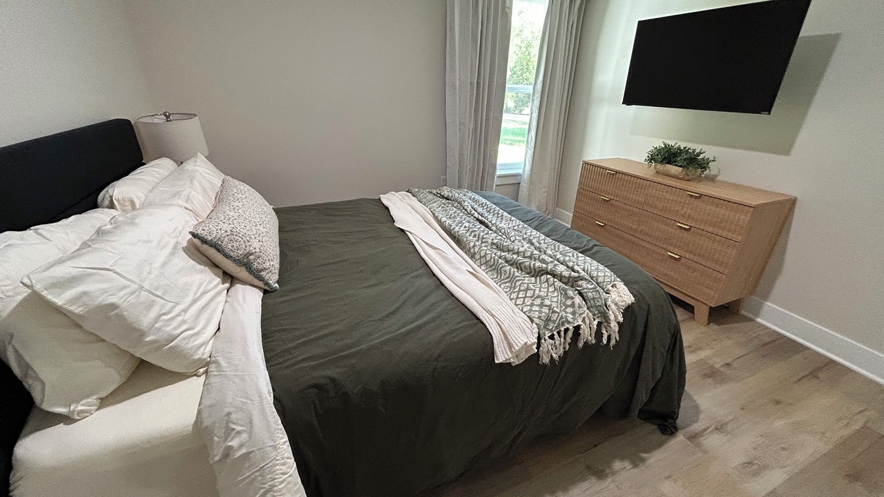 Photo of Bedroom in Grandview