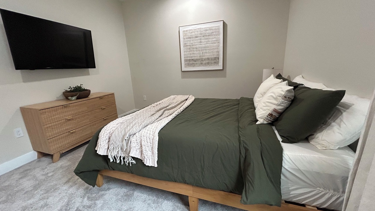 Photo of Bedroom in Grandview