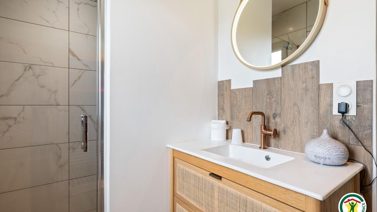 Photo of Bathroom in Petit-Caux