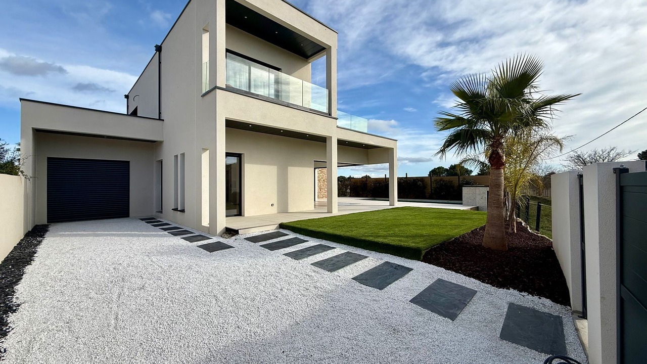 Photo of Outdoor in Villetelle