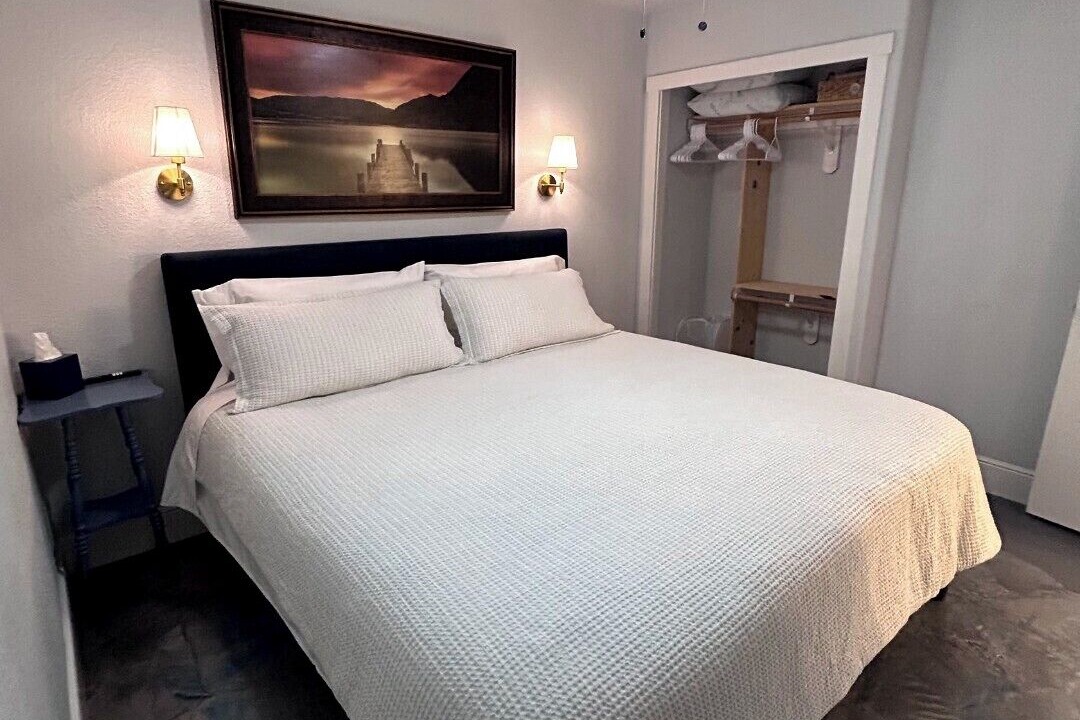 Photo of Bedroom in Sanger