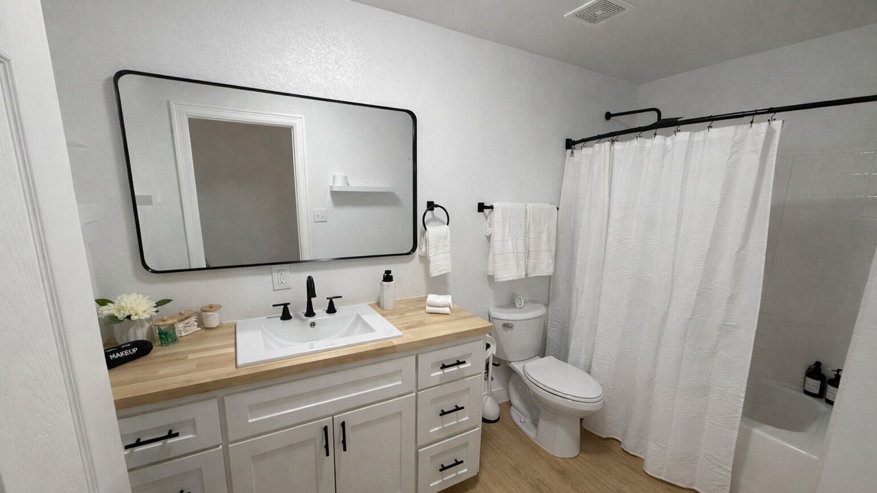 Photo of Bathroom in Sayles Blvd. Area