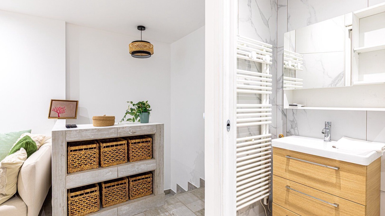 Photo of Bathroom in Centre