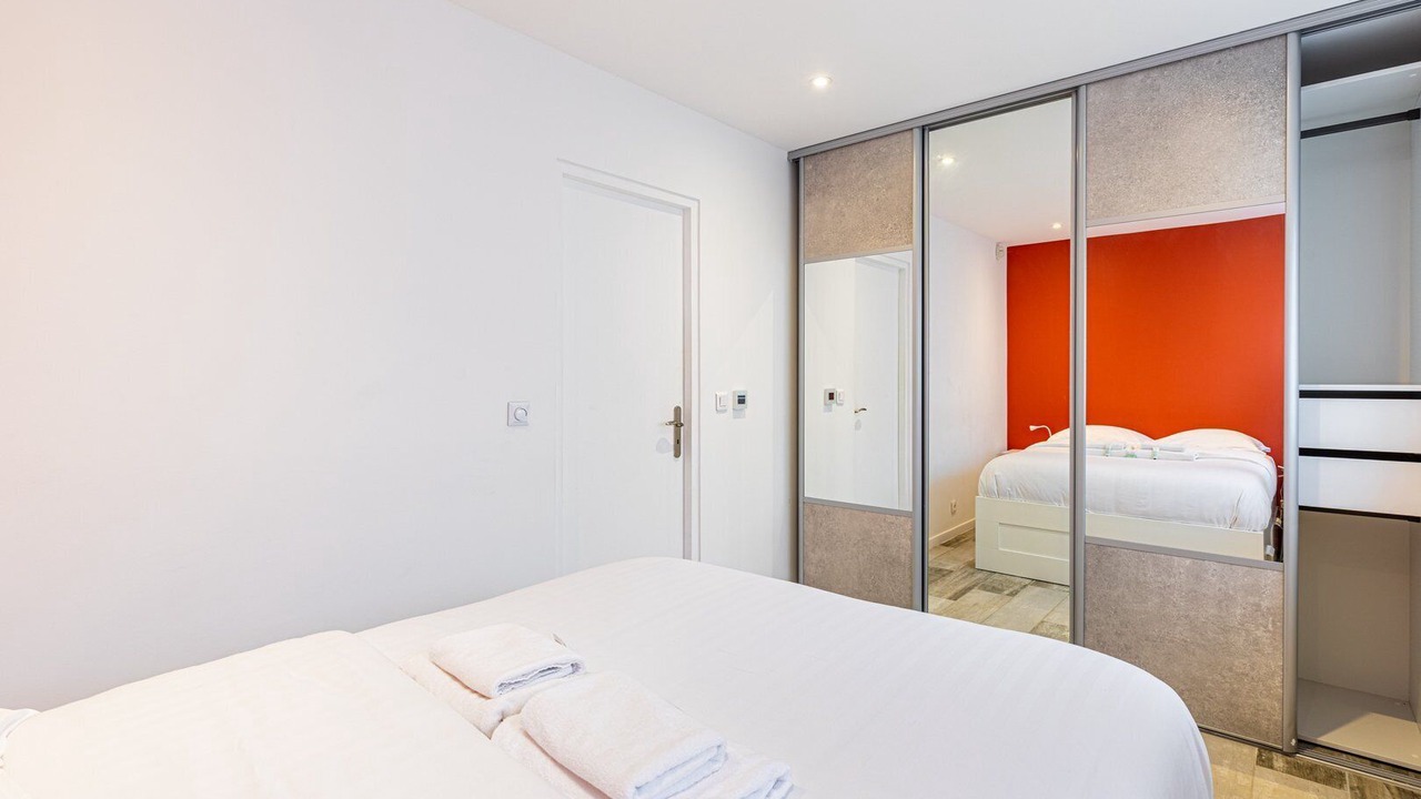 Photo of Bedroom in Centre
