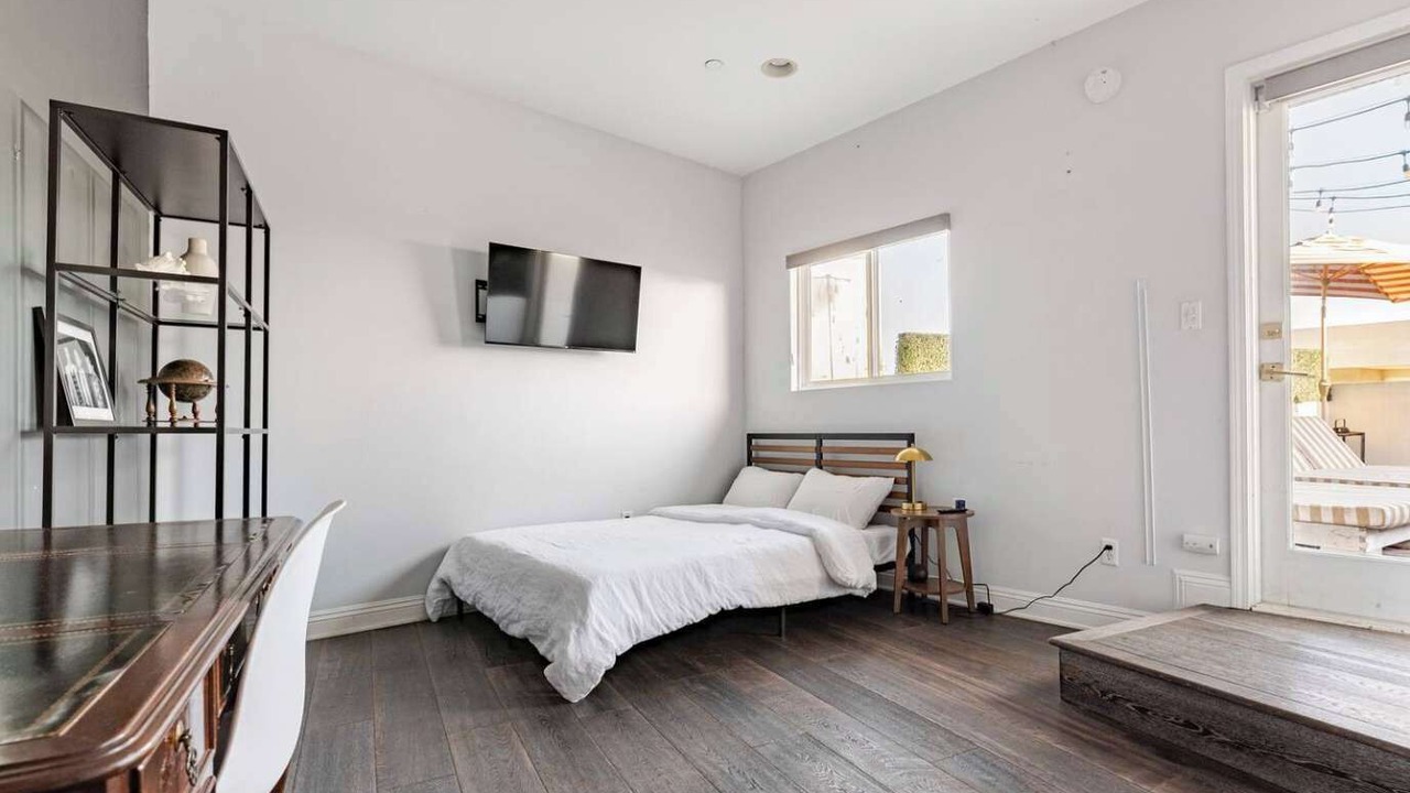 Photo of Bedroom in Norma Triangle
