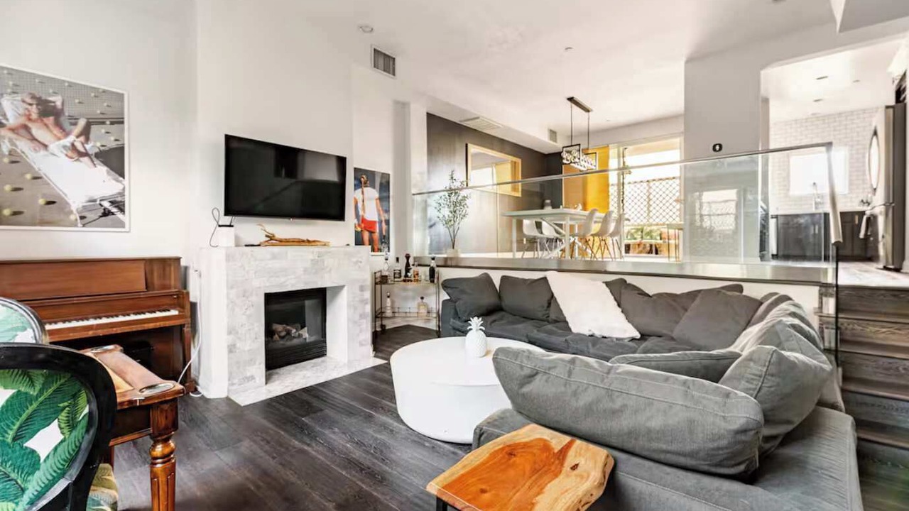 Photo of Livingroom in Norma Triangle