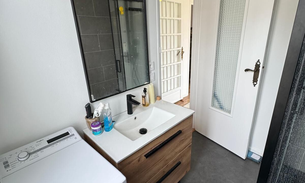 Photo of Bathroom in Marly-la-Ville