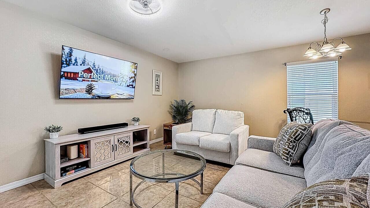 Photo of Livingroom in Ridge Wood Heights