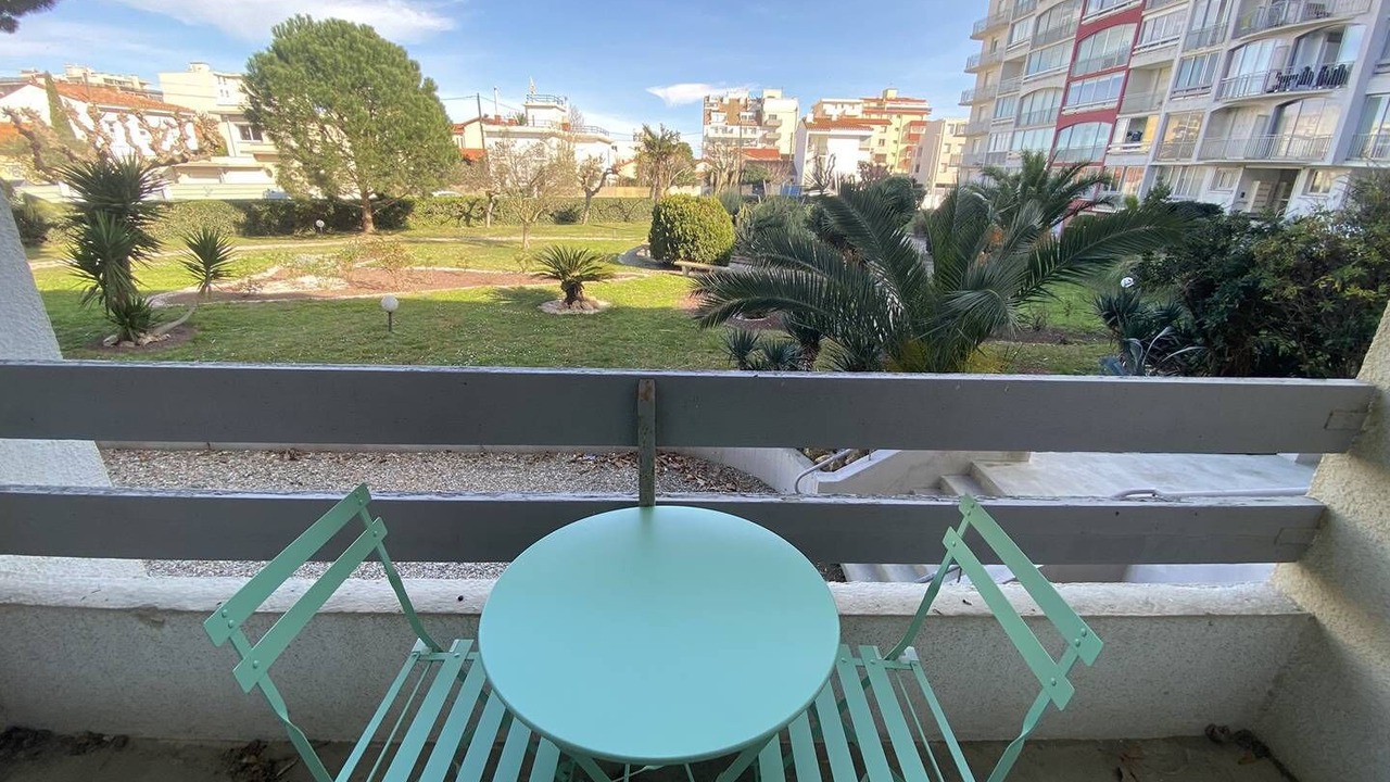 Photo of Outdoor in La Jetee
