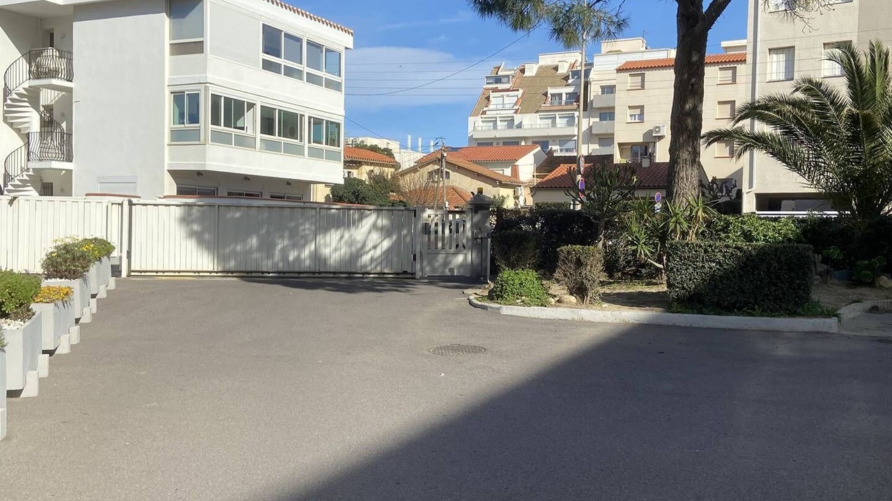Photo of Outdoor in La Jetee