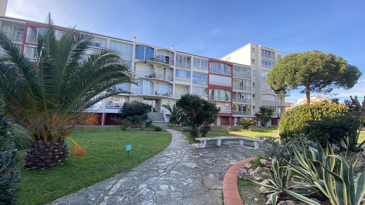 Photo of Outdoor in La Jetee