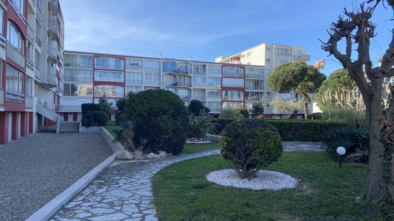 Photo of Outdoor in La Jetee