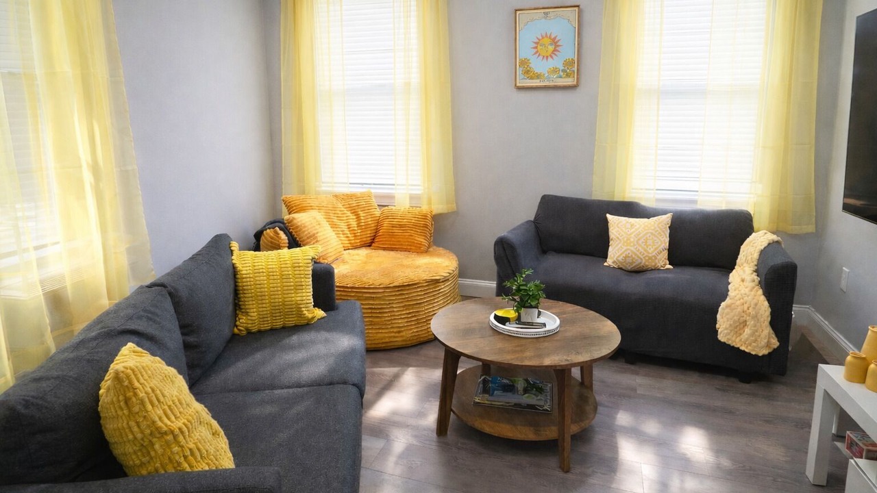Photo of Livingroom in Worcester