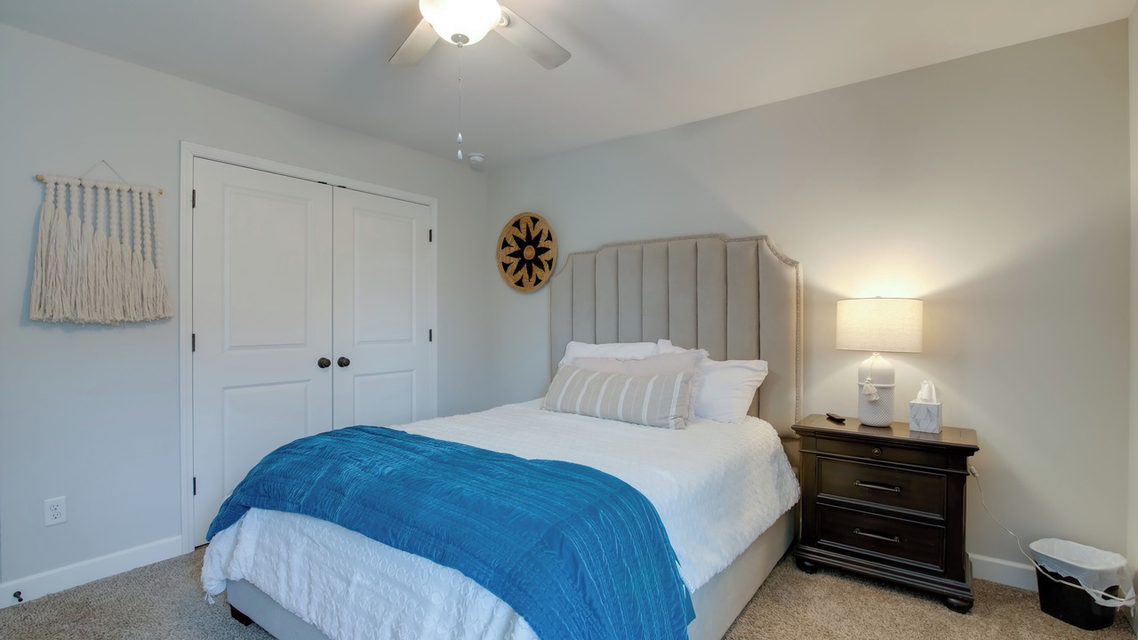Photo of Bedroom in Cooper-Young Historic District