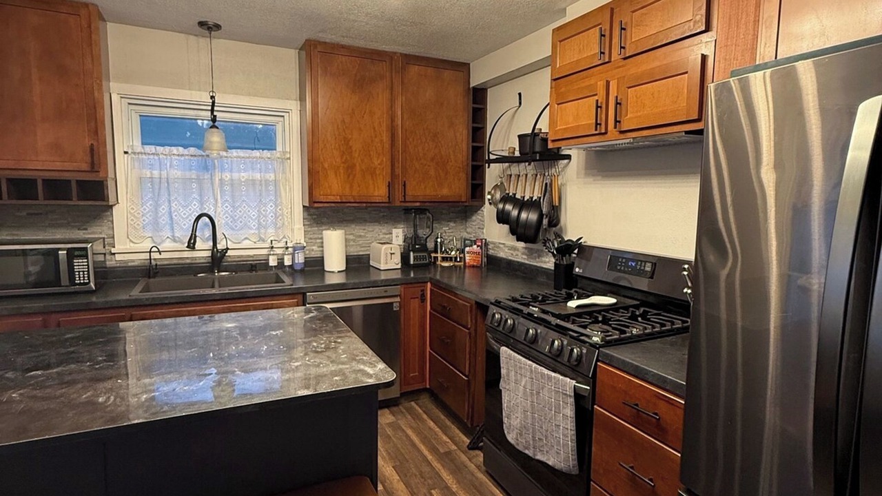 Photo of Kitchen in Audubon Park
