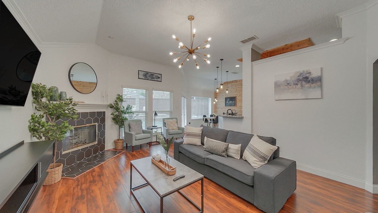 Photo of Livingroom in Mesquite