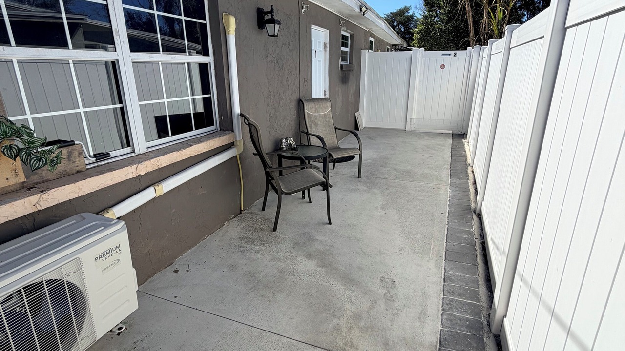 Photo of Patio Balcony in Egypt Lake-Leto