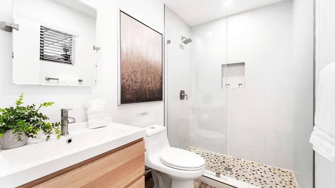 Photo of Bathroom in South Lake
