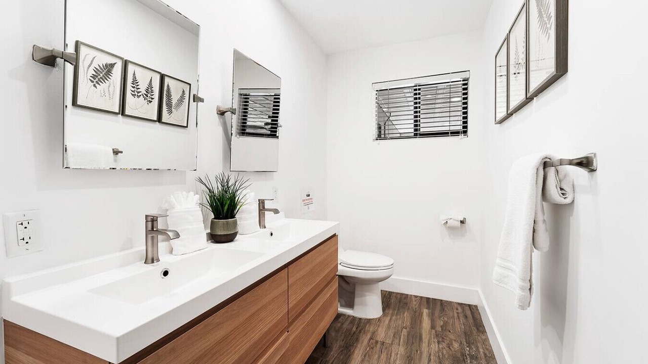 Photo of Bathroom in South Lake