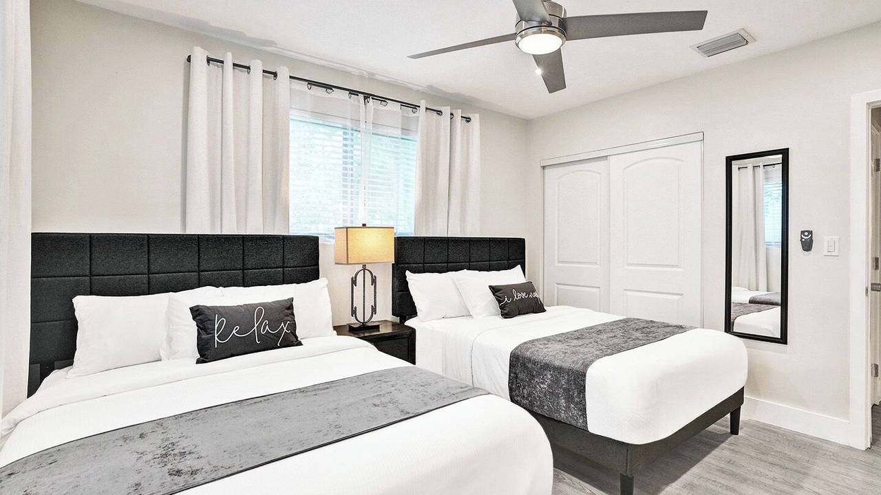 Photo of Bedroom in South Lake