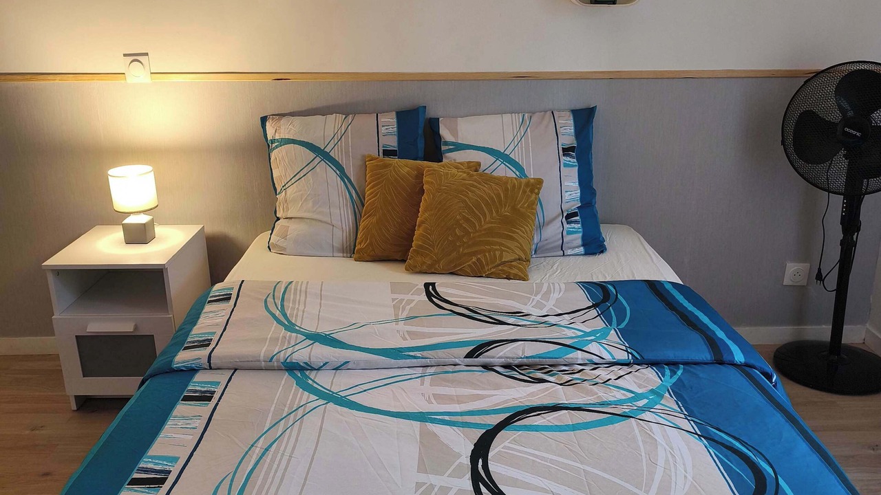 Photo of Bedroom in Charleville-Mezieres