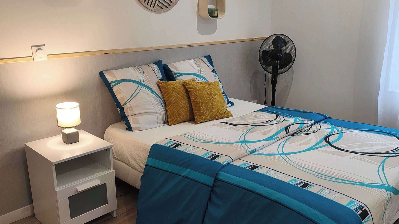 Photo of Bedroom in Charleville-Mezieres
