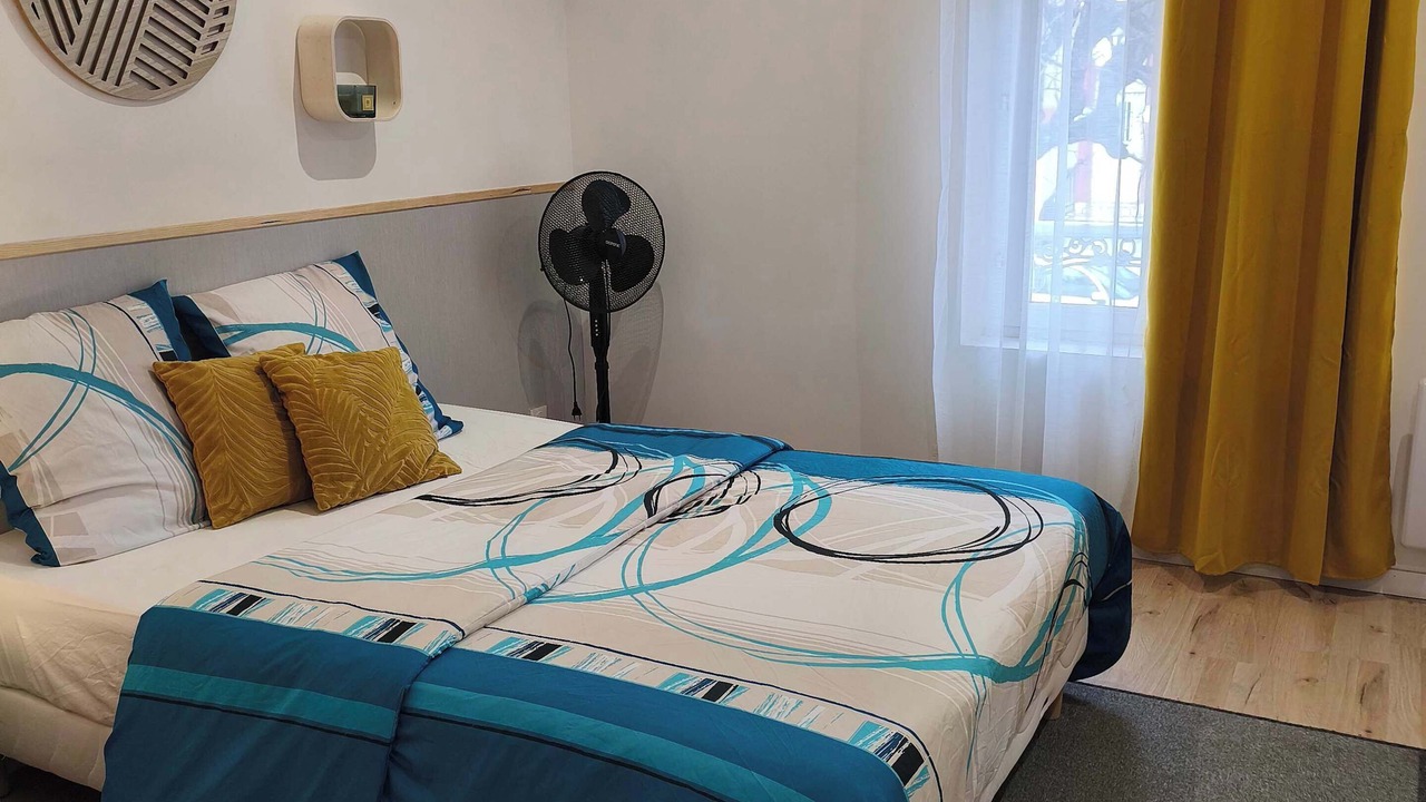 Photo of Bedroom in Charleville-Mezieres