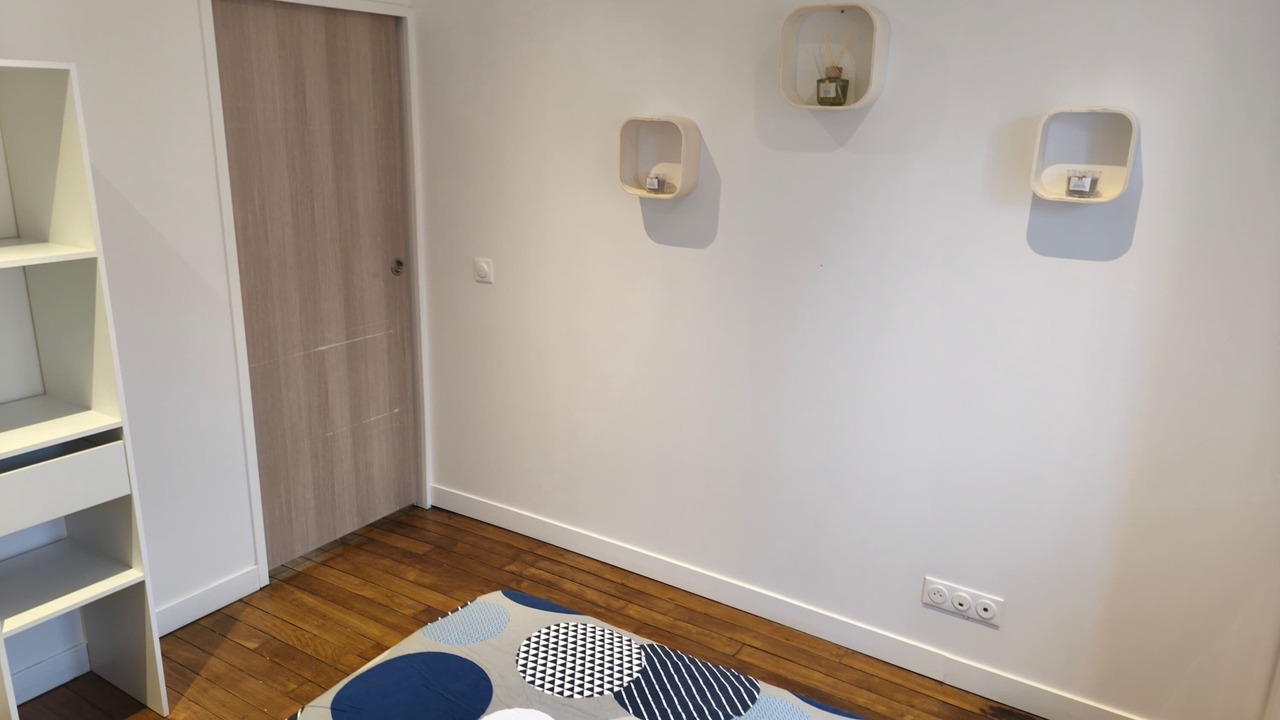 Photo of Bedroom in Charleville-Mezieres