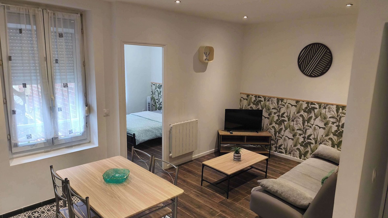 Photo of Livingroom in Charleville-Mezieres
