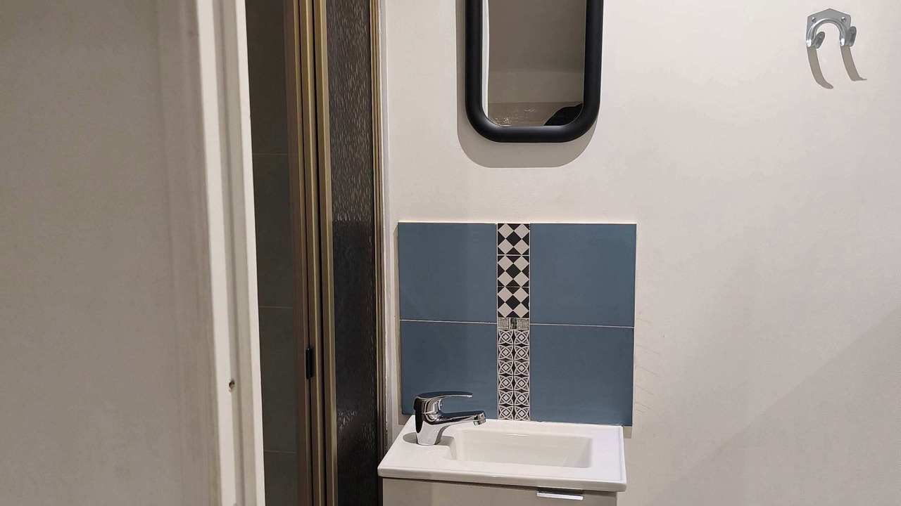 Photo of Bathroom in Charleville-Mezieres