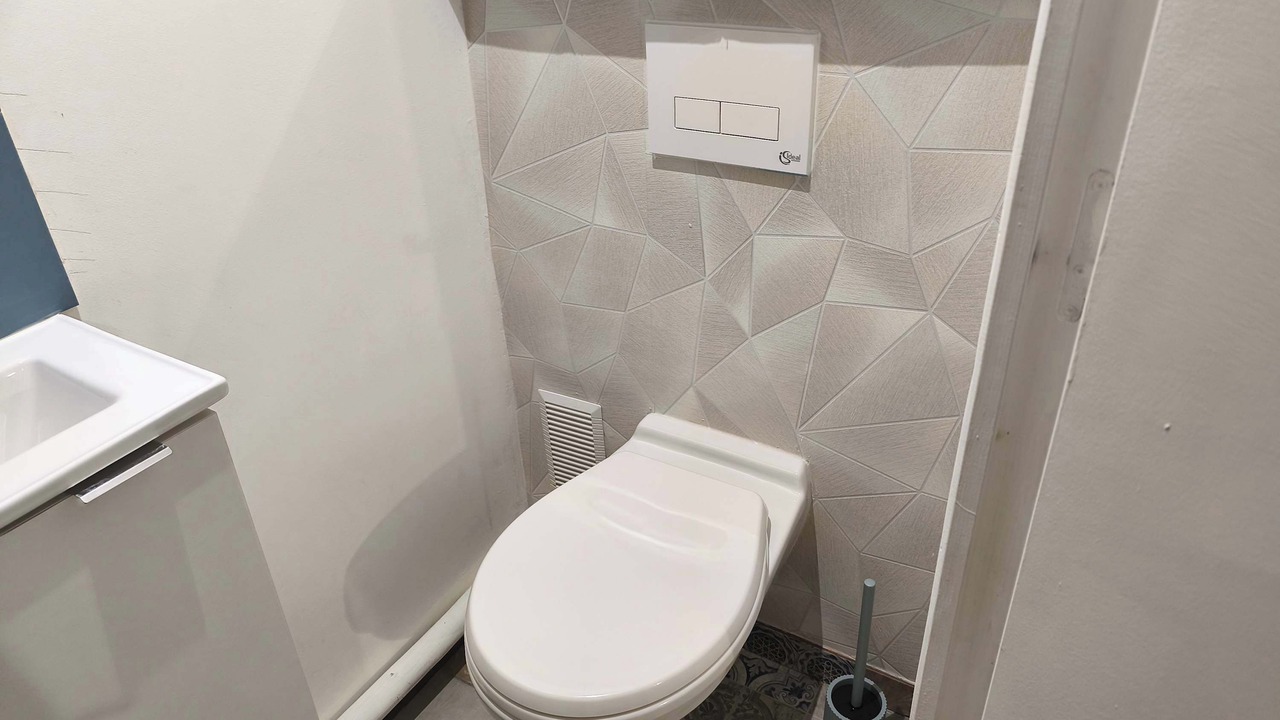 Photo of Bathroom in Charleville-Mezieres