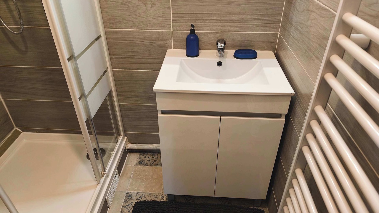 Photo of Bathroom in Charleville-Mezieres