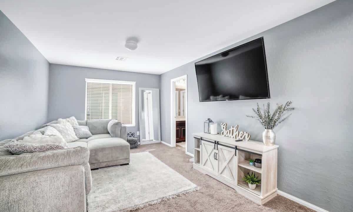 Photo of Bedroom in Whitney