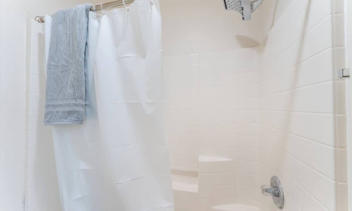 Photo of Bathroom in Centennial Hills