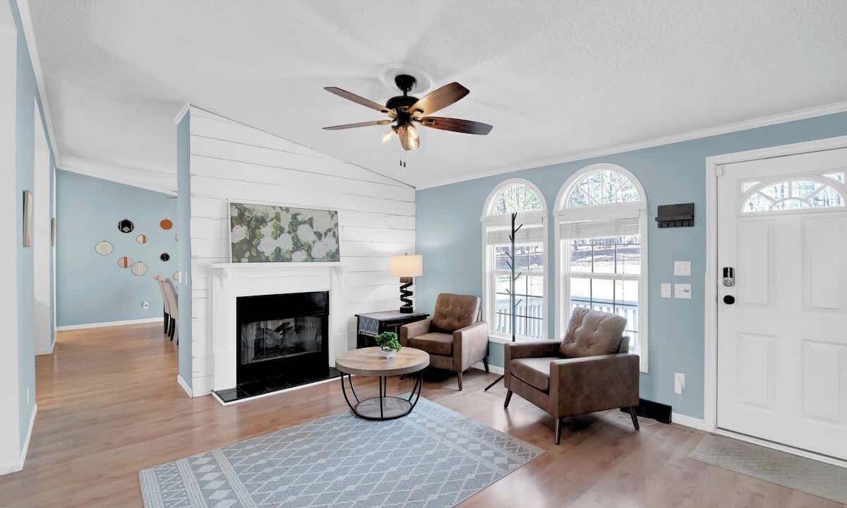 Photo of Bedroom in Wise