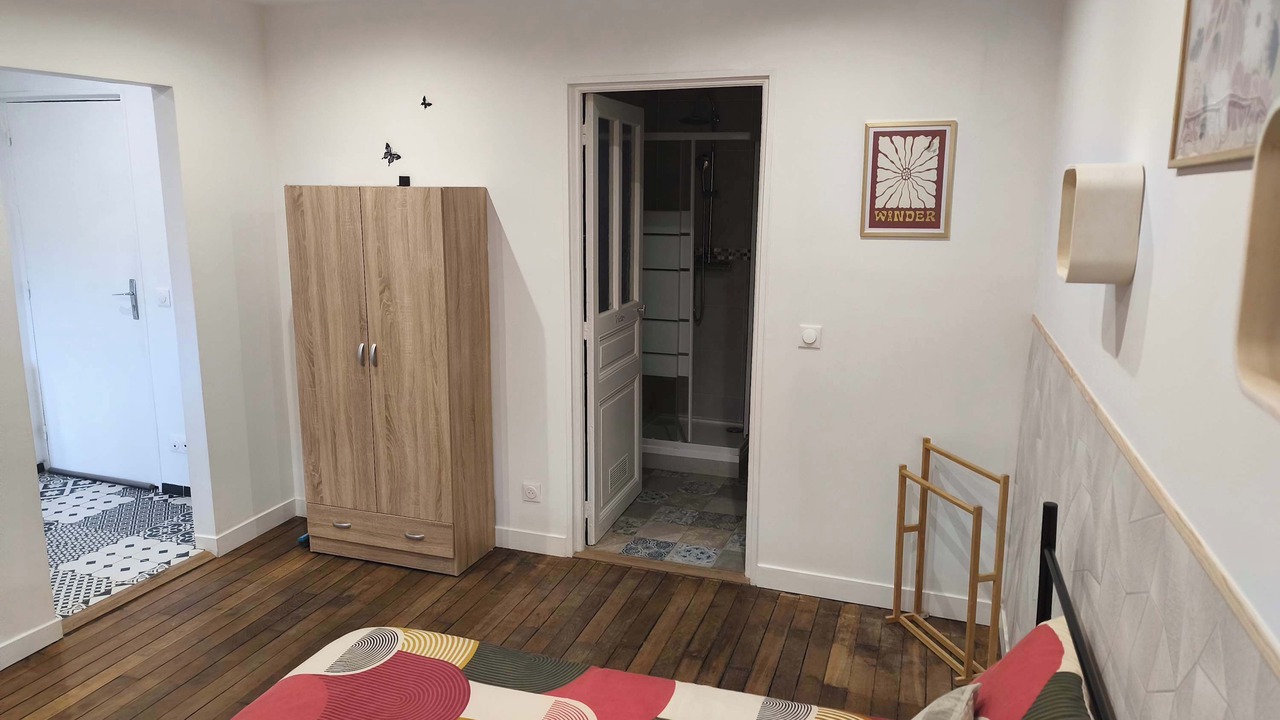 Photo of Bedroom in Charleville-Mezieres