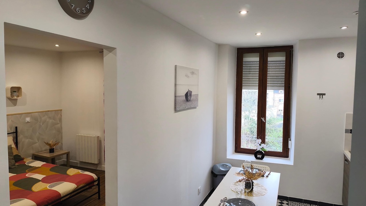 Photo of Bedroom in Charleville-Mezieres