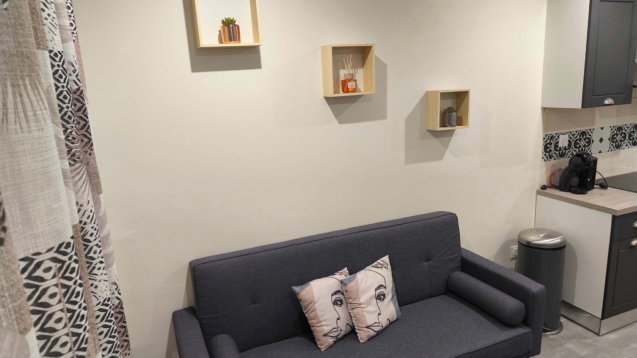 Photo of Livingroom in Charleville-Mezieres