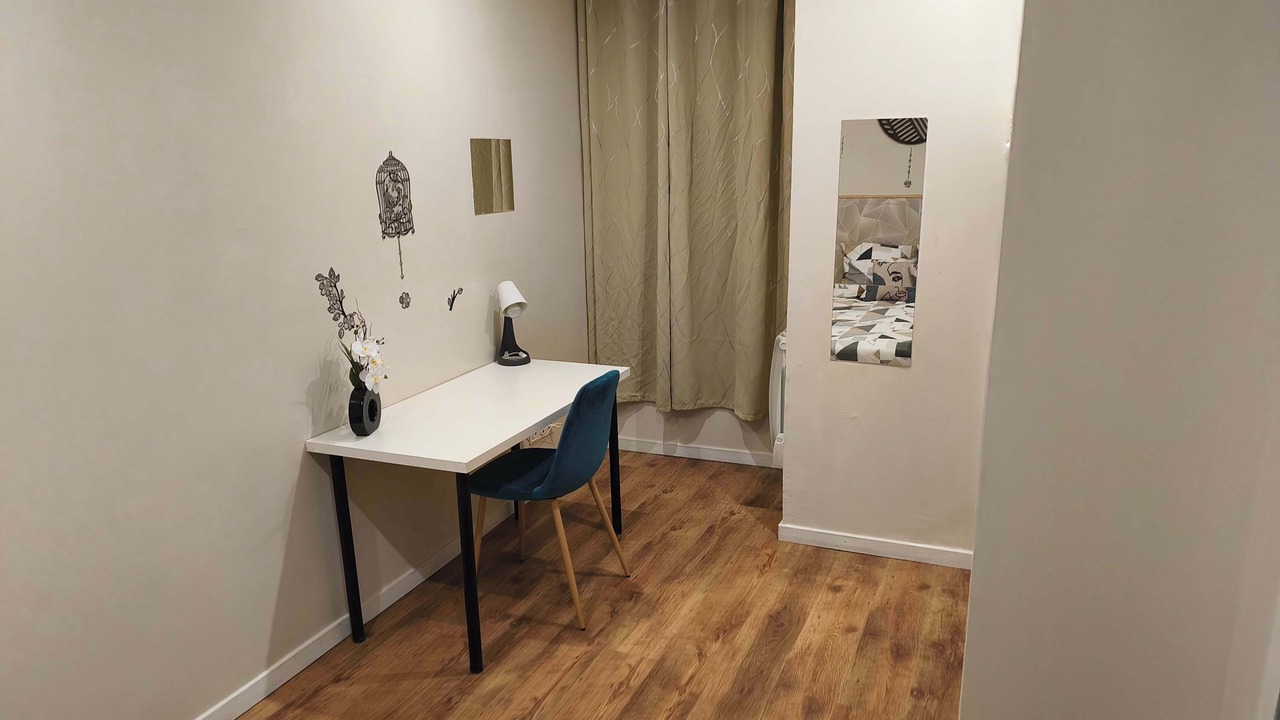 Photo of Bedroom in Charleville-Mezieres
