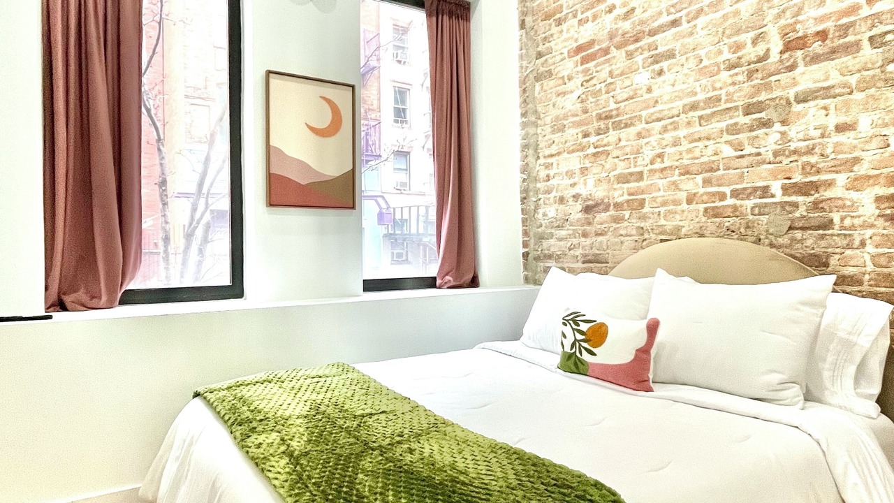 Photo of Bedroom in Hell's Kitchen