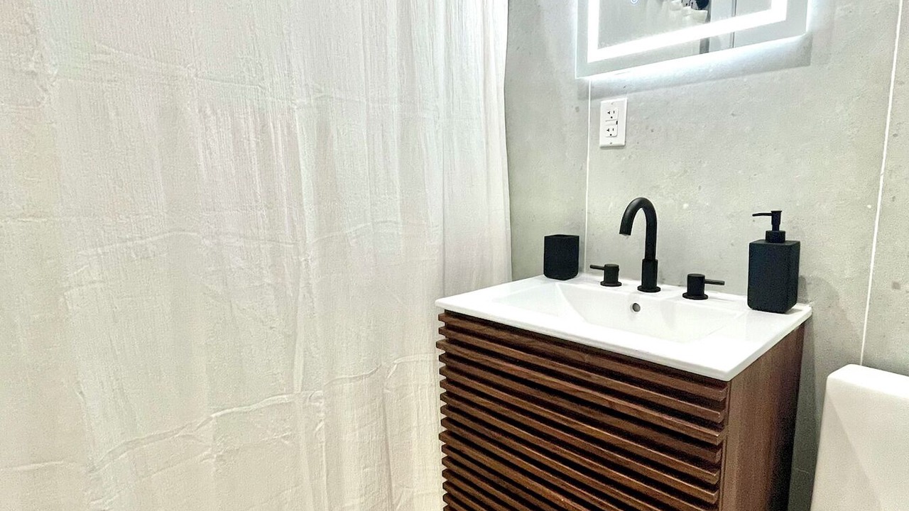 Photo of Bathroom in Hell's Kitchen