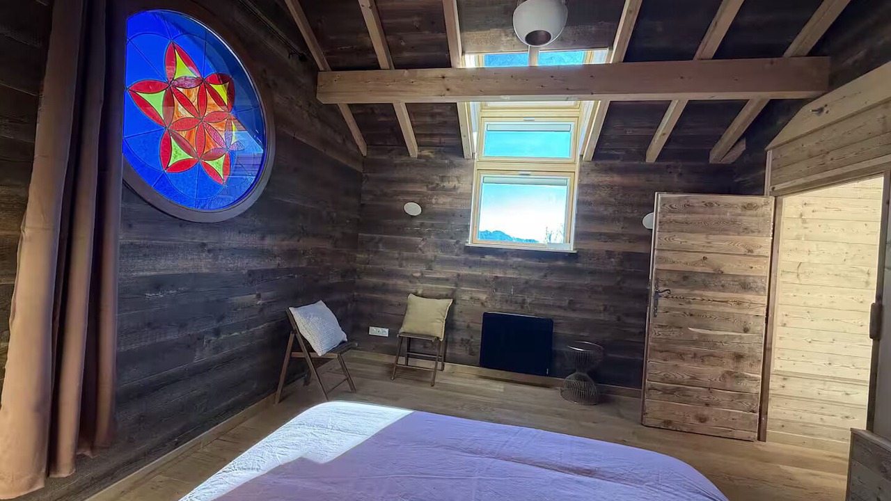 Photo of Bedroom in Saint-Bernard