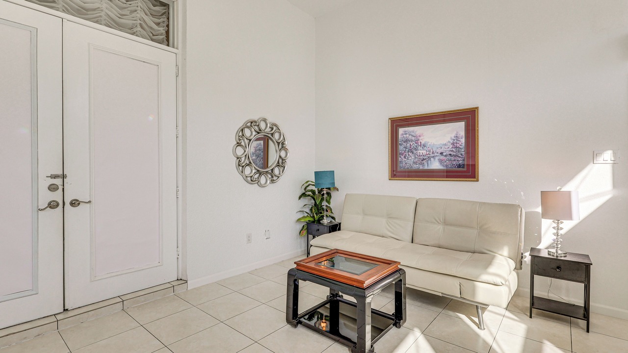 Photo of Livingroom in Ruskin