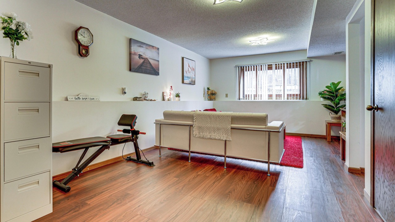 Photo of Bedroom in Maplewood