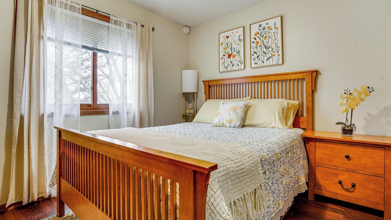 Photo of Bedroom in Maplewood