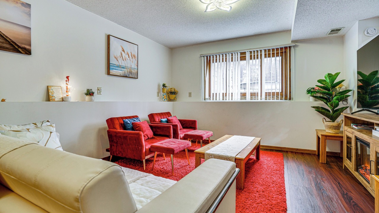 Photo of Bedroom in Maplewood